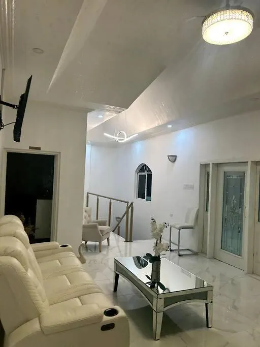 Sterling Villa'S E & P Oasis Old Harbour